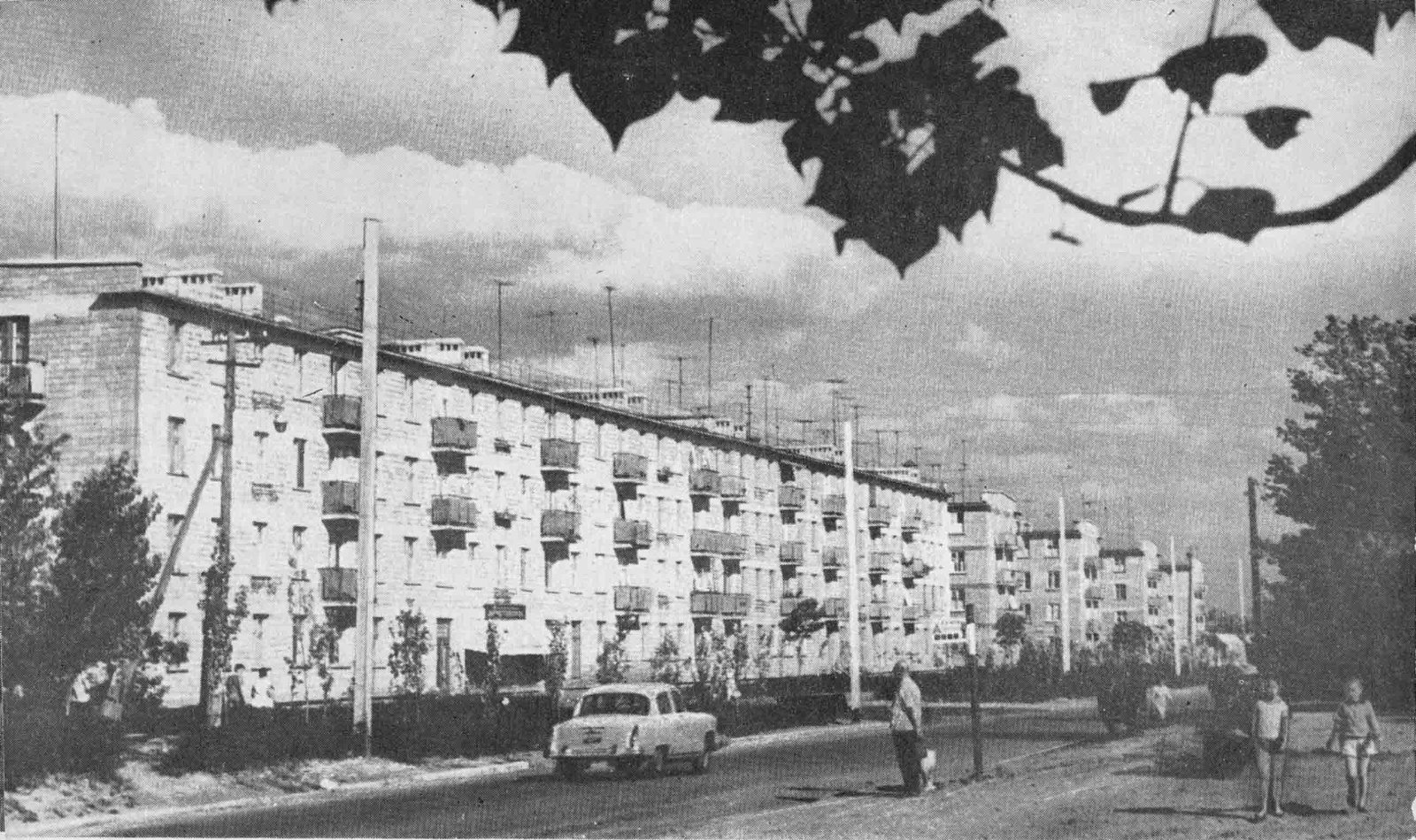 Дома на бородинской площади